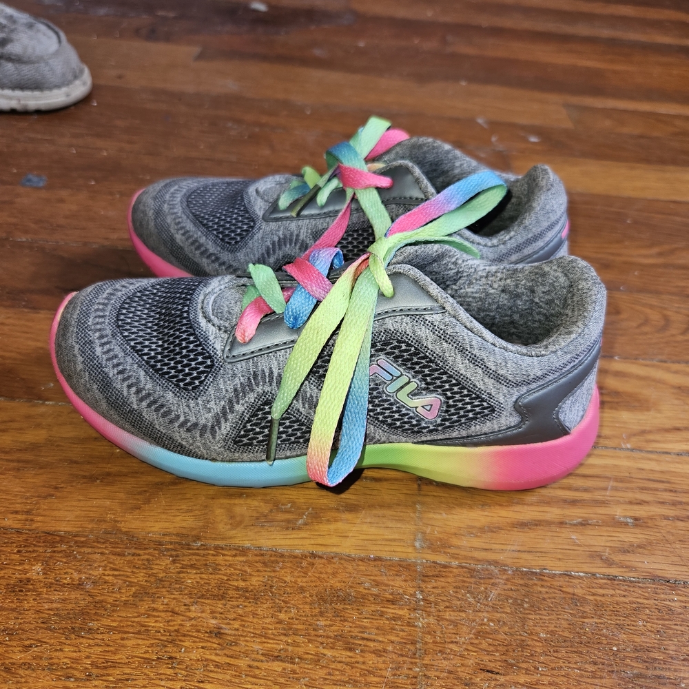 Fila Girls Kameo 3 Sneakers with Rainbow Laces